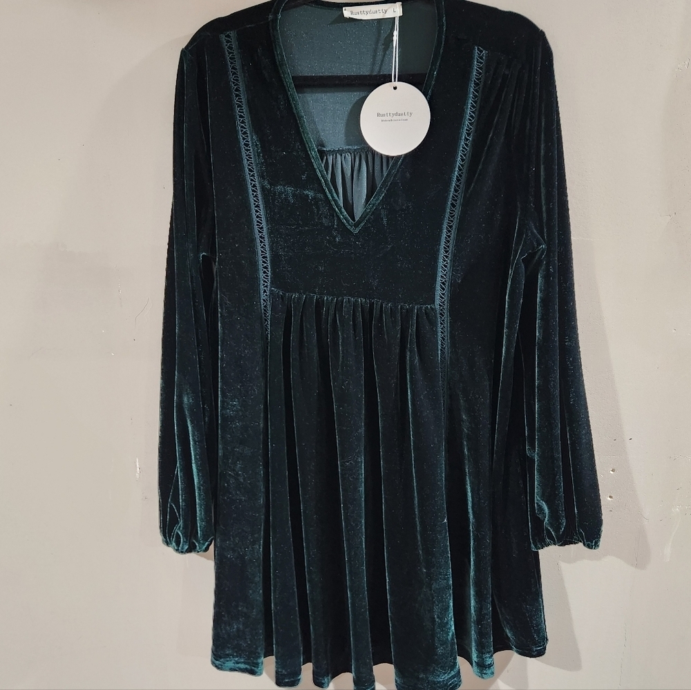 Rusty Lolly Velvet V-Neck Long Sleeve Dress in Deep Teal